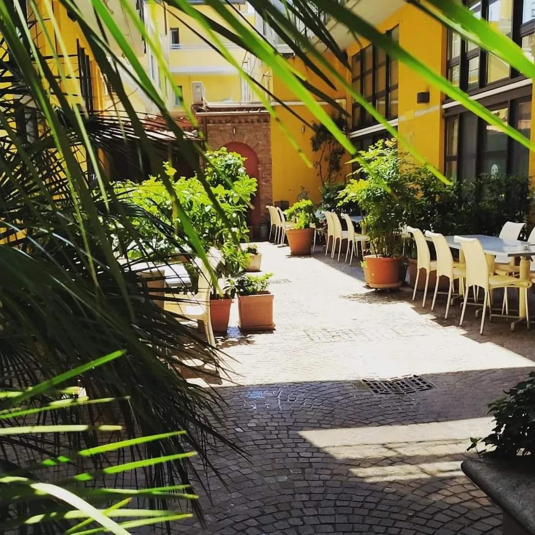 La Maison Del Capestrano Milaan Buitenkant foto